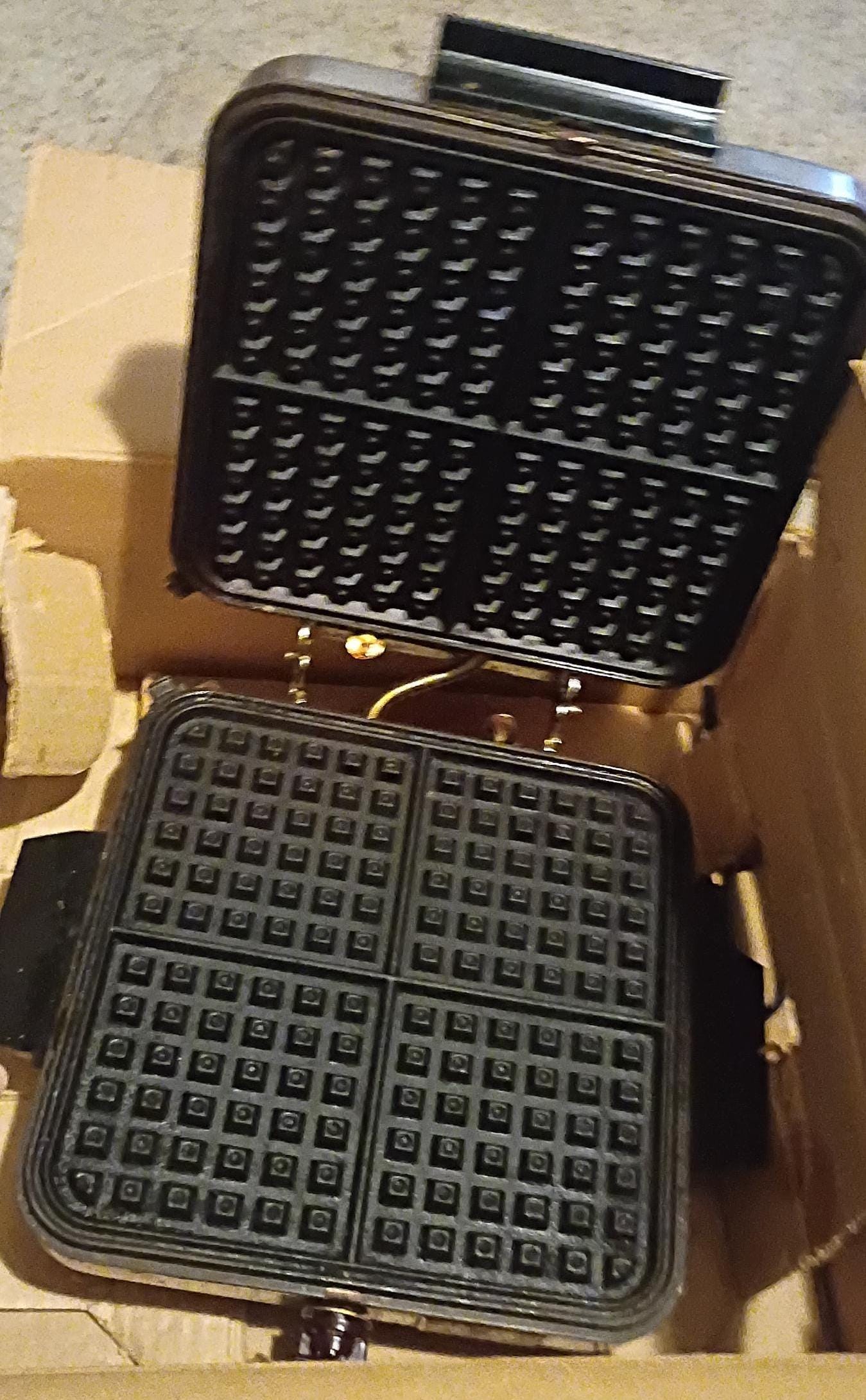 Taflon Reversable Grill & Waffler
