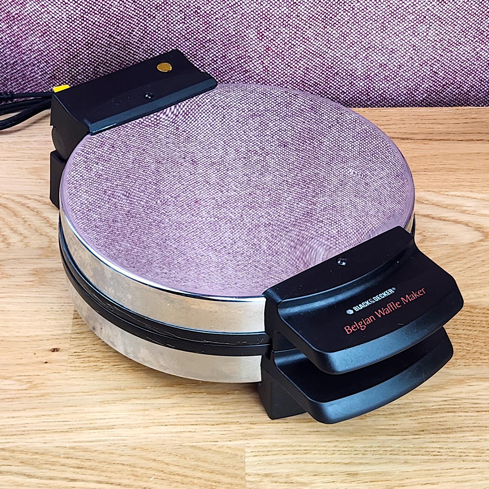 Chrome Black+Decker Belgian Waffle Maker - Nonstick - 650W