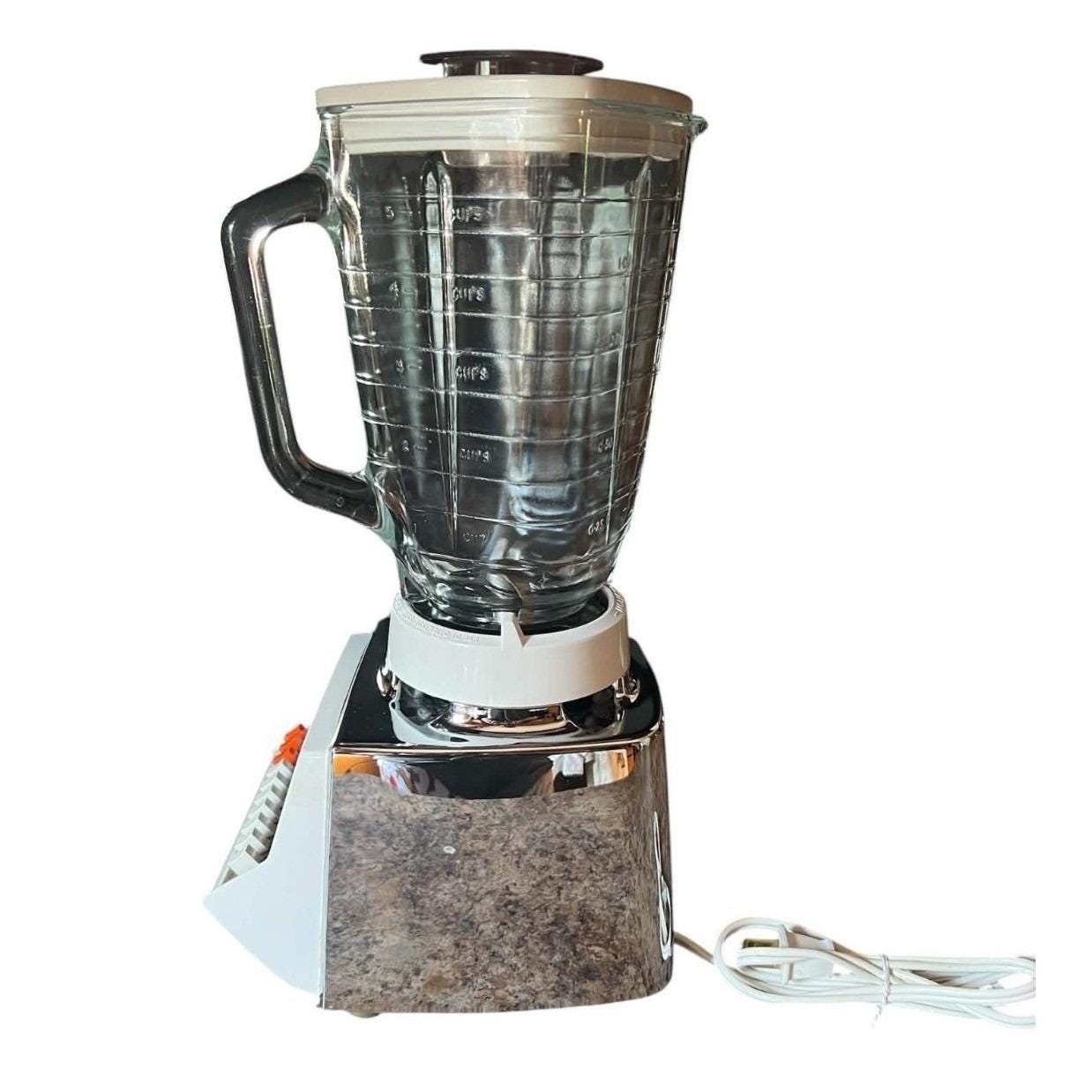 Osterizer Galaxie Cycle Blend Chrome 10 Speed Blender Glass Jar 5-Cup