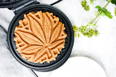 Waffleye Waffle Maker (Cannabis Leaf Waffle)