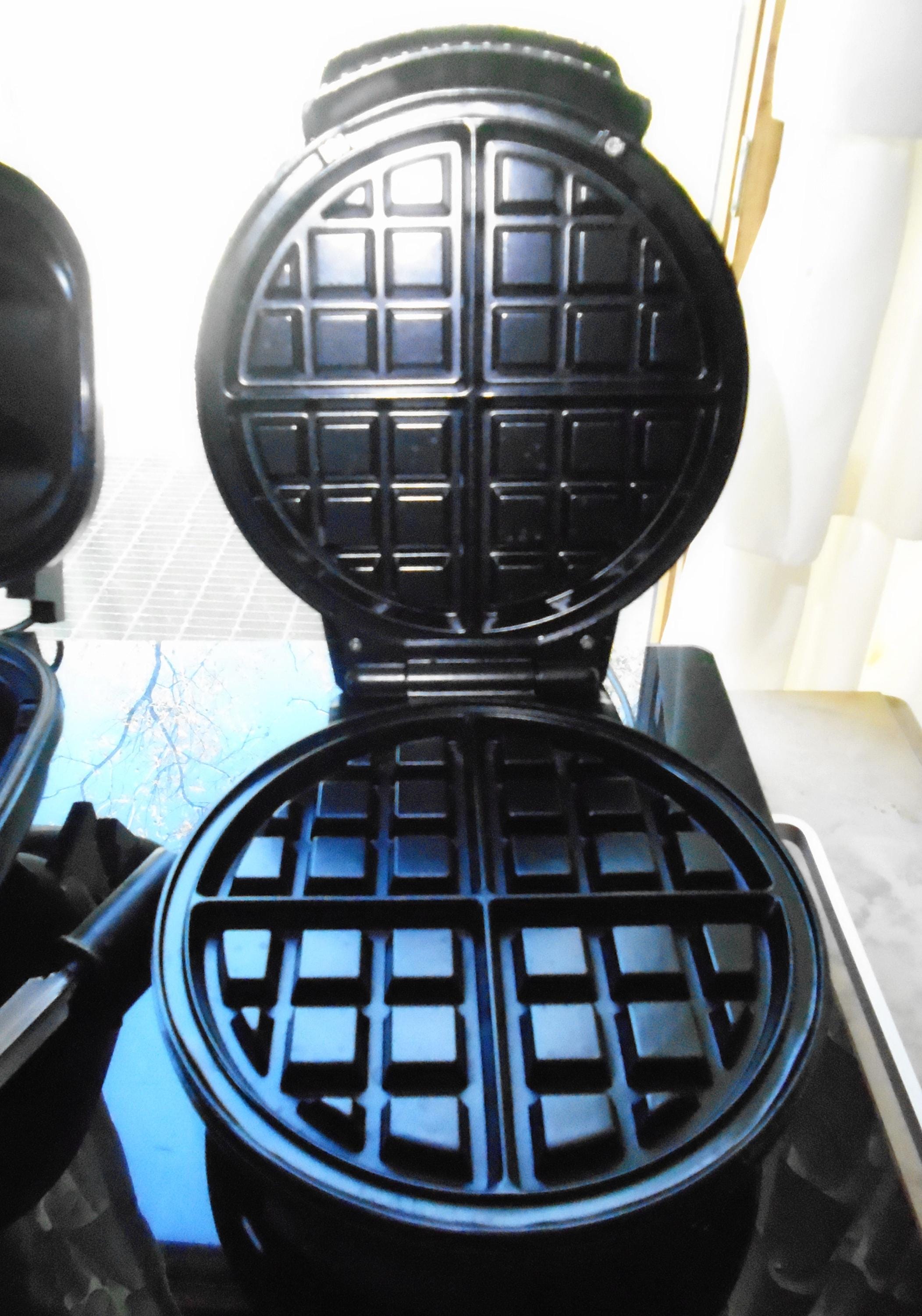 Mr. Coffee Potato Perfect and Hamilton Beach Waffle Maker