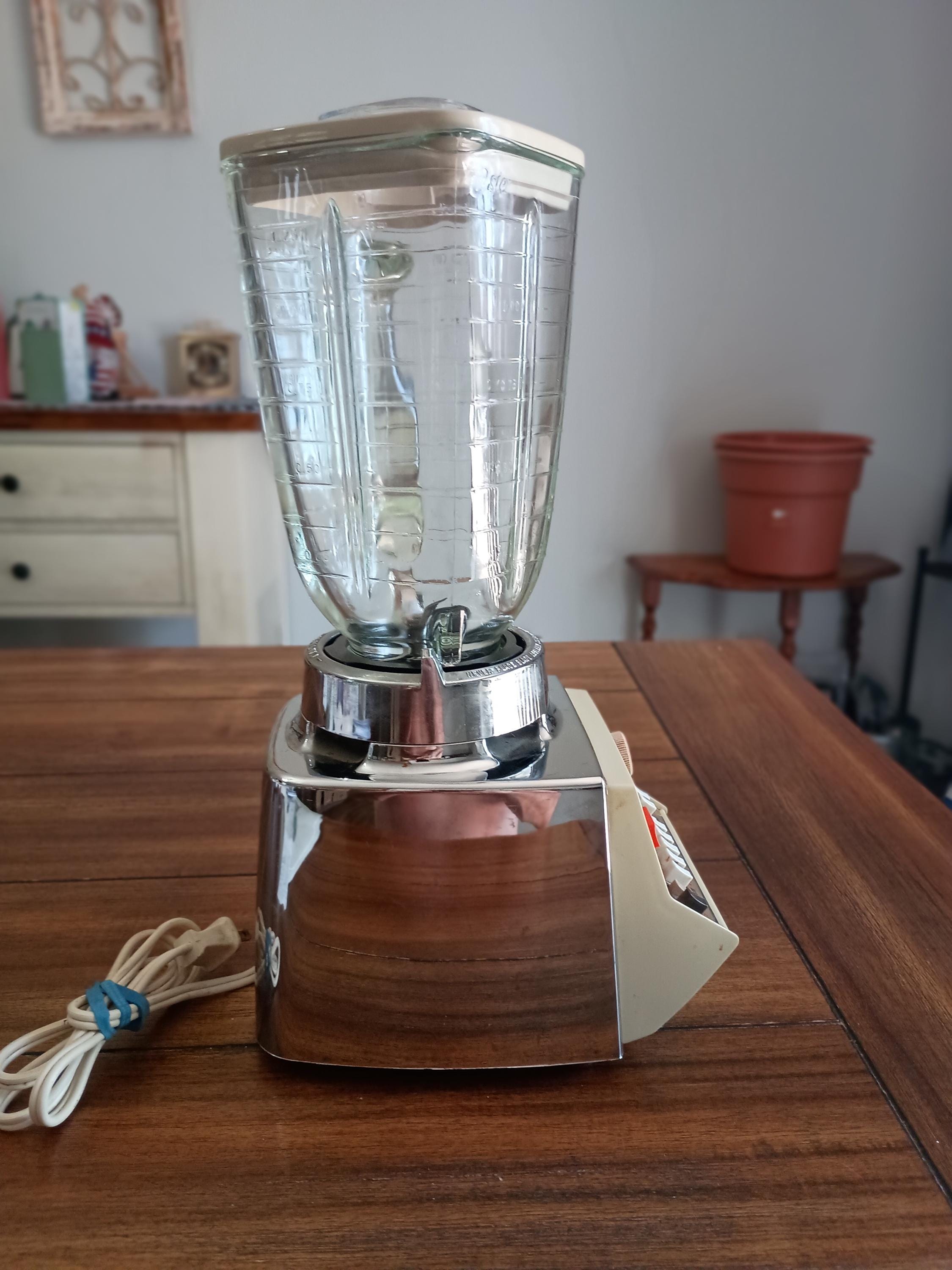 Vintage Osterizer Pulse-Matic 16 Blender 16 Speed Model 861-66K Tested Working