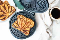 Waffleye Waffle Maker (Cannabis Leaf Waffle)