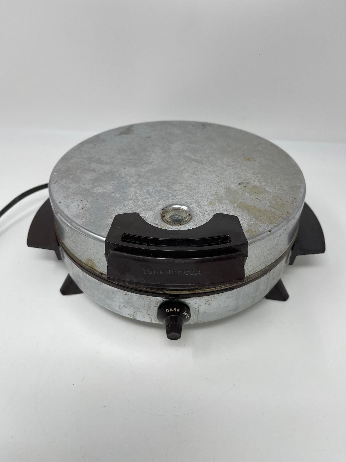 Vintage Toastmaster Waffle Maker 120V 650W Silver Chrome 1960s Pre-Owned