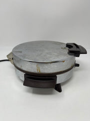 Vintage Toastmaster Waffle Maker 120V 650W Silver Chrome 1960s Pre-Owned