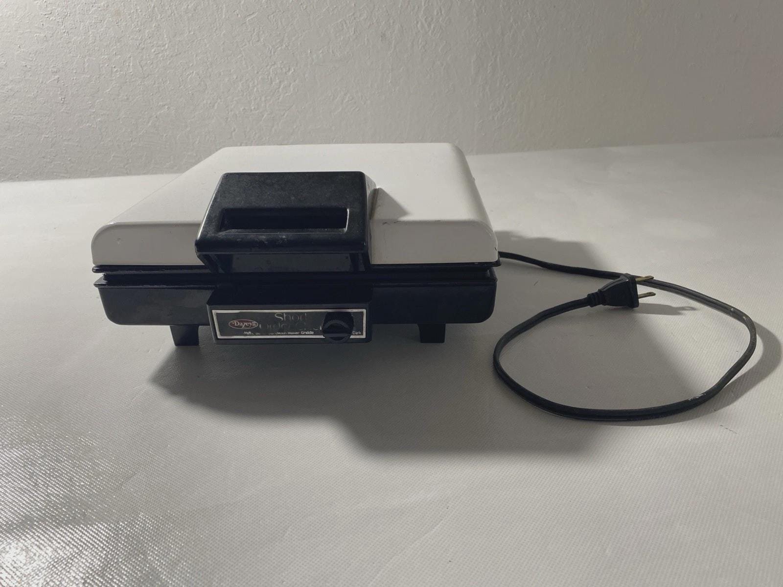 Dazey Short Order Chef Waffle Griddle Sandwich Maker - Tested Works